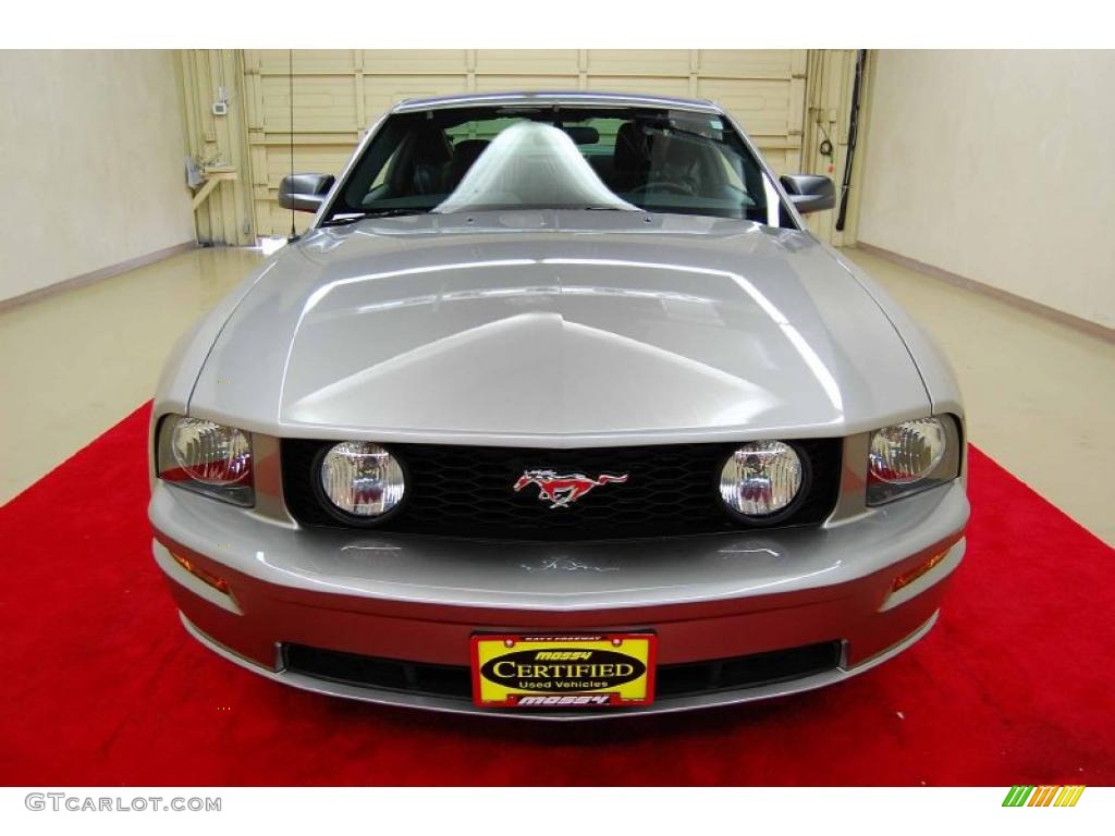 2009 Mustang GT Premium Coupe - Vapor Silver Metallic / Dark Charcoal photo #9