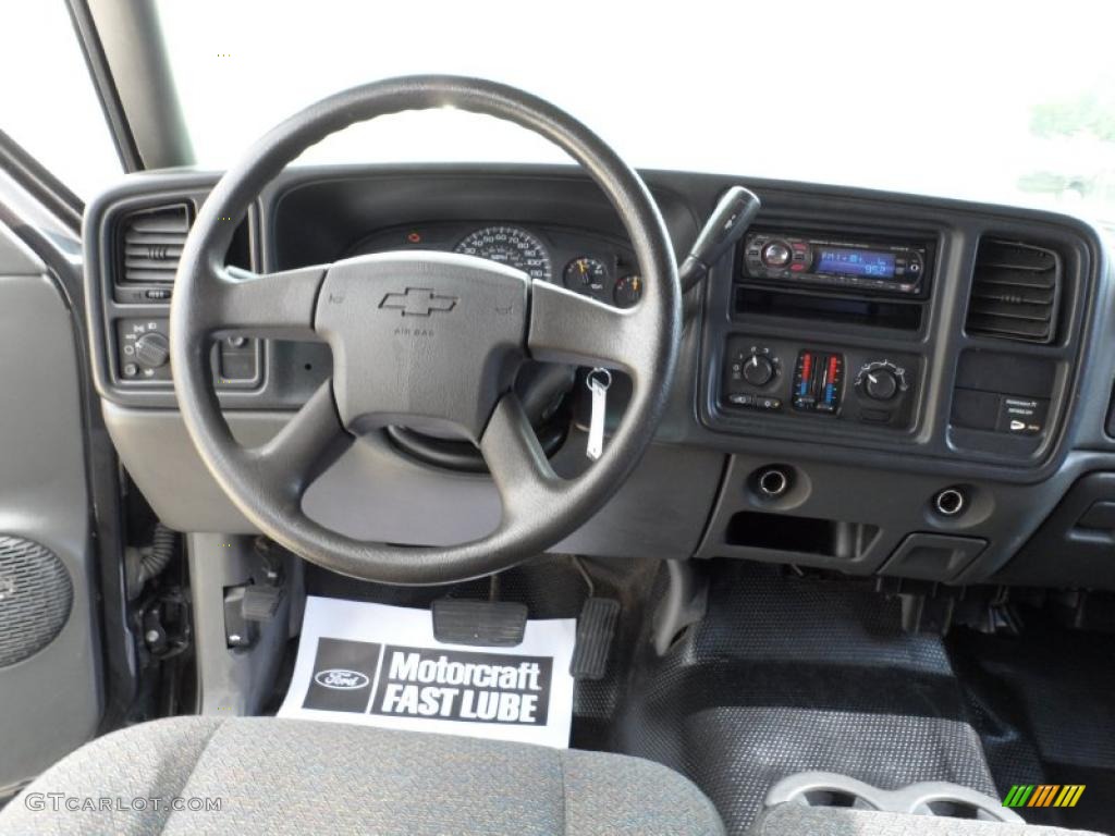 2004 Chevrolet Silverado 1500 LS Extended Cab Dark Charcoal Dashboard Photo #49551053