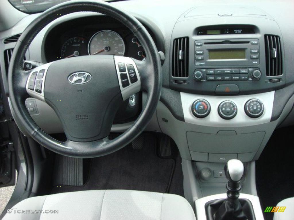 2009 Elantra SE Sedan - Carbon Gray / Gray photo #12