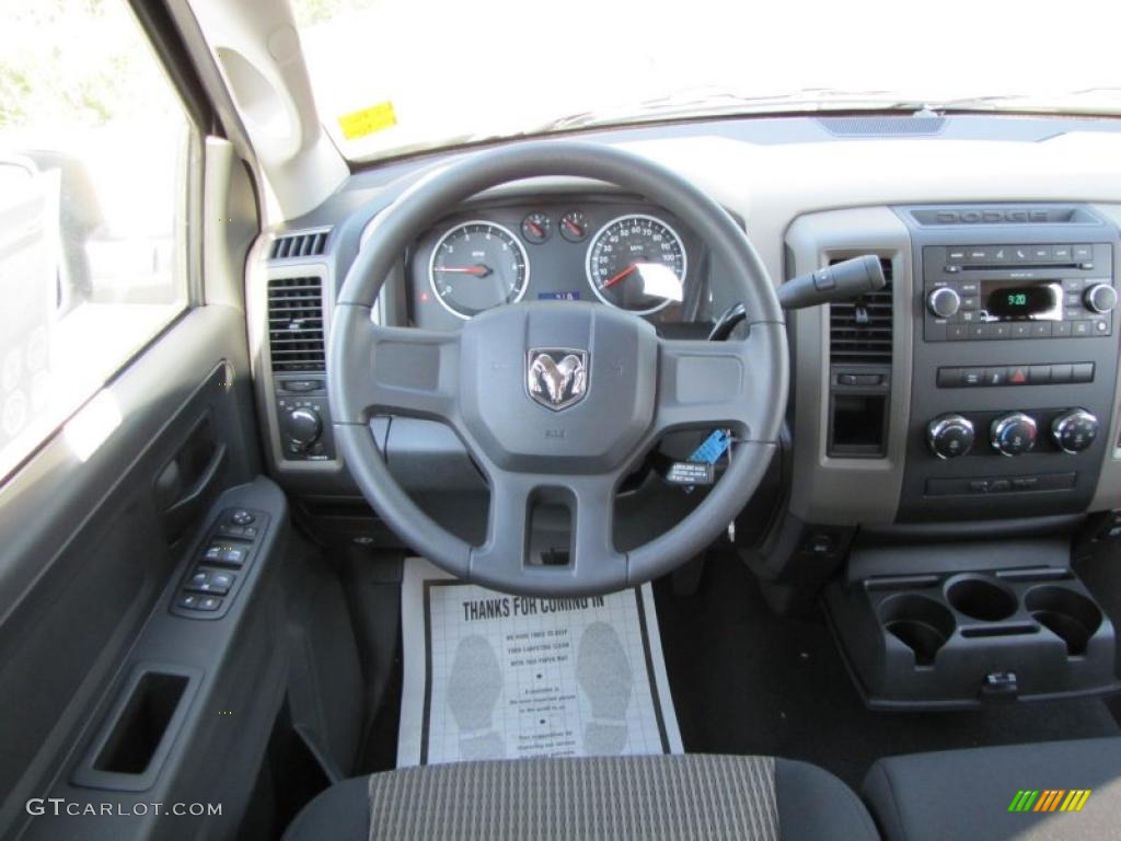 2011 Ram 1500 ST Quad Cab - Bright Silver Metallic / Dark Slate Gray/Medium Graystone photo #10