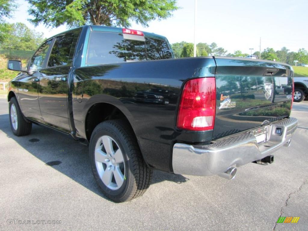 2011 Ram 1500 Big Horn Crew Cab 4x4 - Hunter Green Pearl / Dark Slate Gray/Medium Graystone photo #2