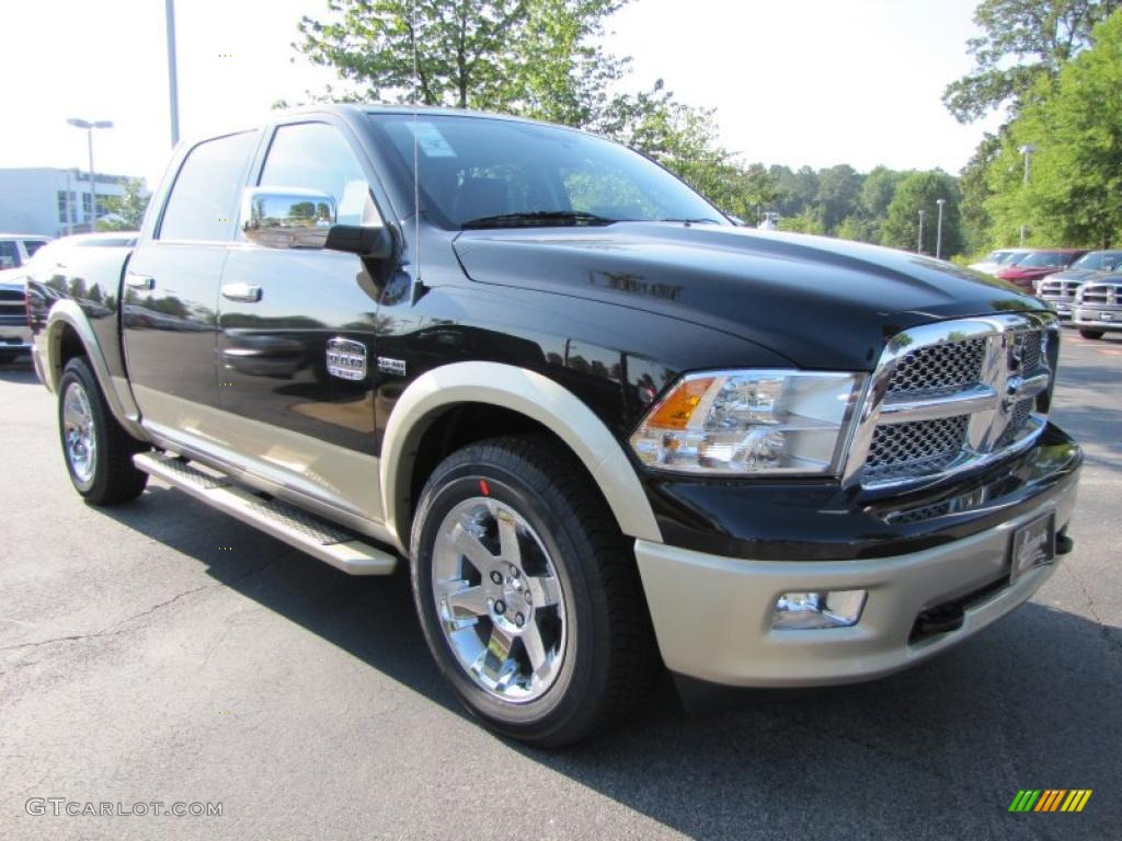 2011 Ram 1500 Laramie Longhorn Crew Cab 4x4 - Brilliant Black Crystal Pearl / Dark Slate Gray/Russet Brown photo #4