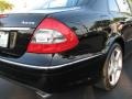 Black - E 350 4Matic Sedan Photo No. 10