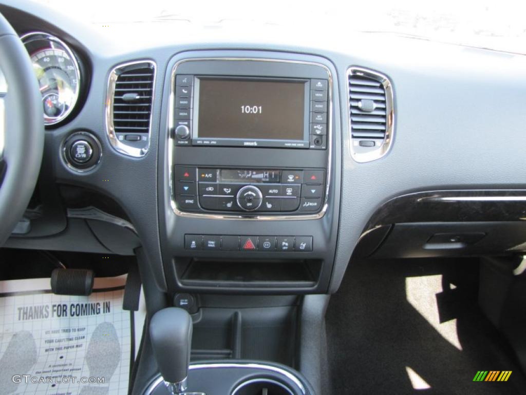 2011 Dodge Durango R/T Controls Photo #49559906