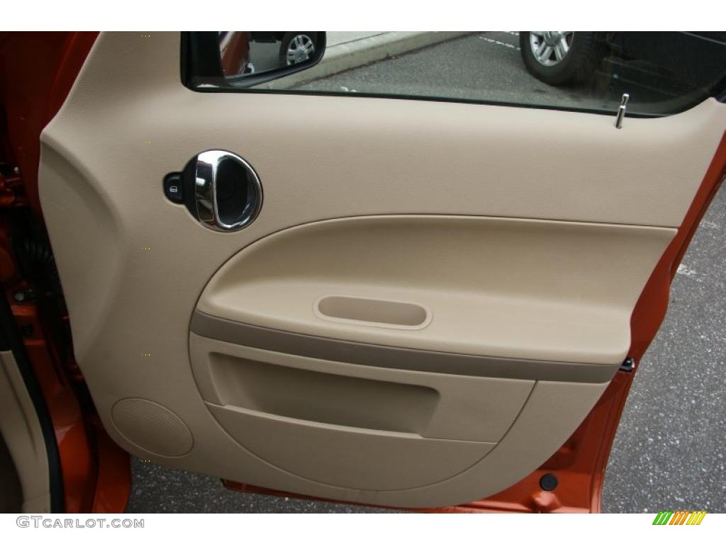 2007 HHR LS - Sunburst Orange II Metallic / Cashmere Beige photo #16