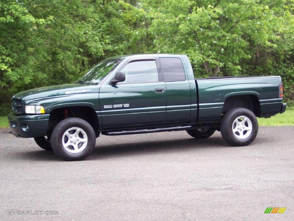 2001 Ram 1500 SLT Club Cab 4x4 - Forest Green Pearl / Agate photo #2