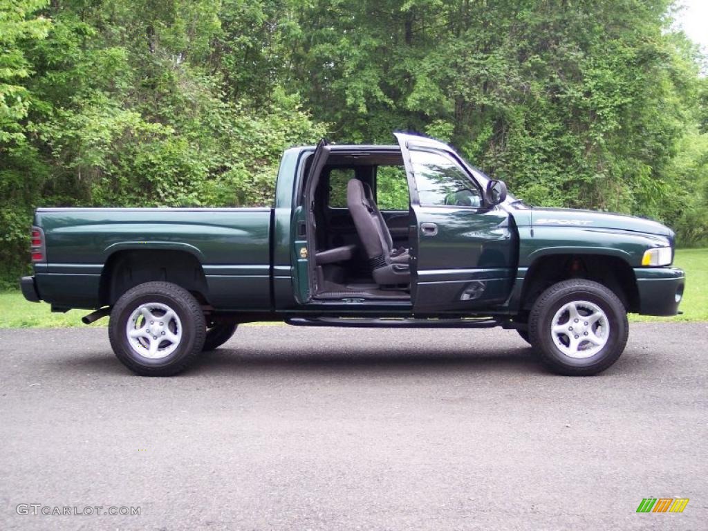 2001 Ram 1500 SLT Club Cab 4x4 - Forest Green Pearl / Agate photo #15