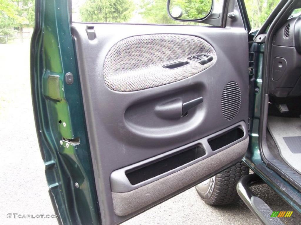 2001 Ram 1500 SLT Club Cab 4x4 - Forest Green Pearl / Agate photo #21