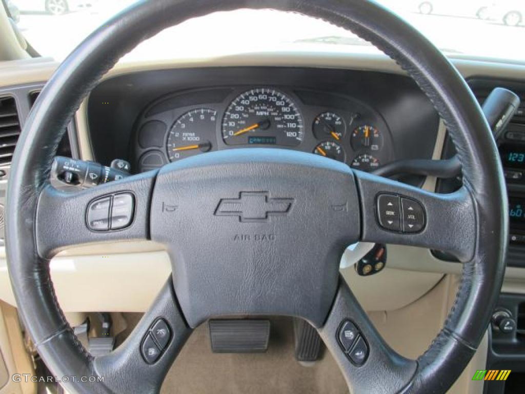 2004 Chevrolet Suburban 1500 LT Tan/Neutral Steering Wheel Photo #49561682