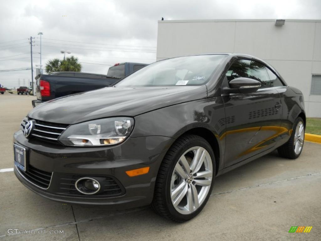 Black Oak Brown Metallic 2012 Volkswagen Eos Executive Exterior Photo #49561736
