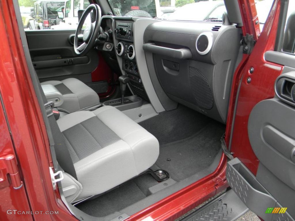 Dark Slate Gray/Medium Slate Gray Interior 2010 Jeep Wrangler Unlimited Sahara 4x4 Photo #49563371