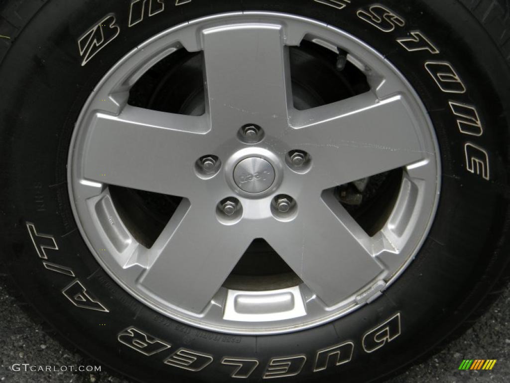2010 Jeep Wrangler Unlimited Sahara 4x4 Wheel Photo #49563383