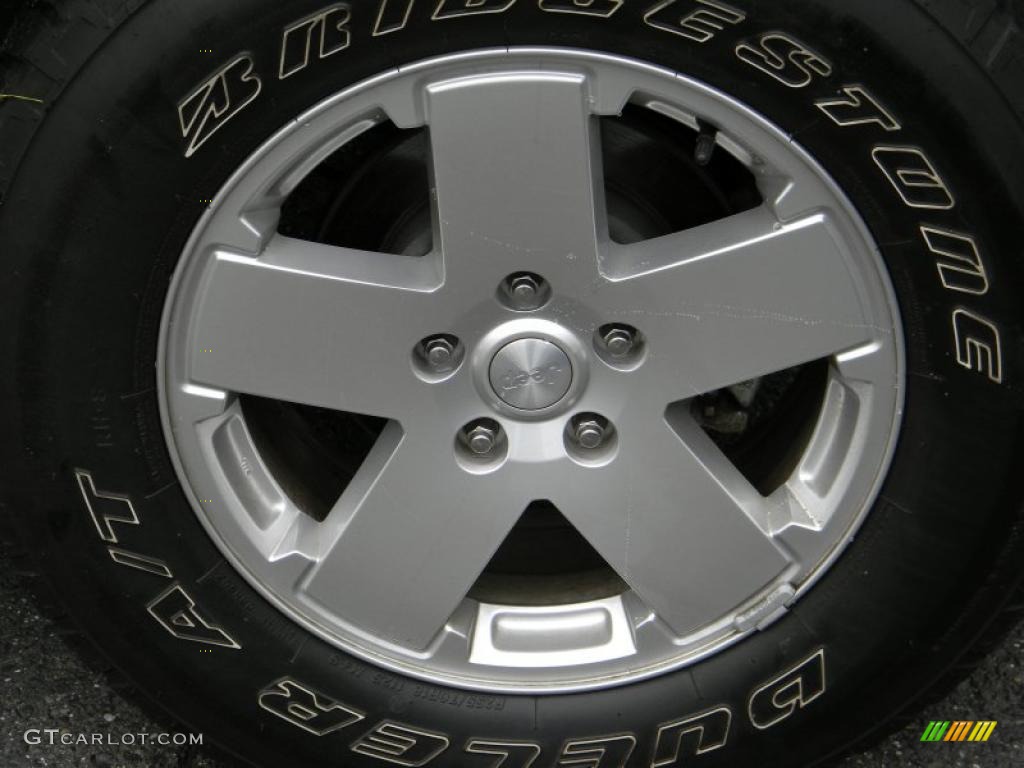 2010 Jeep Wrangler Unlimited Sahara 4x4 Wheel Photo #49563392