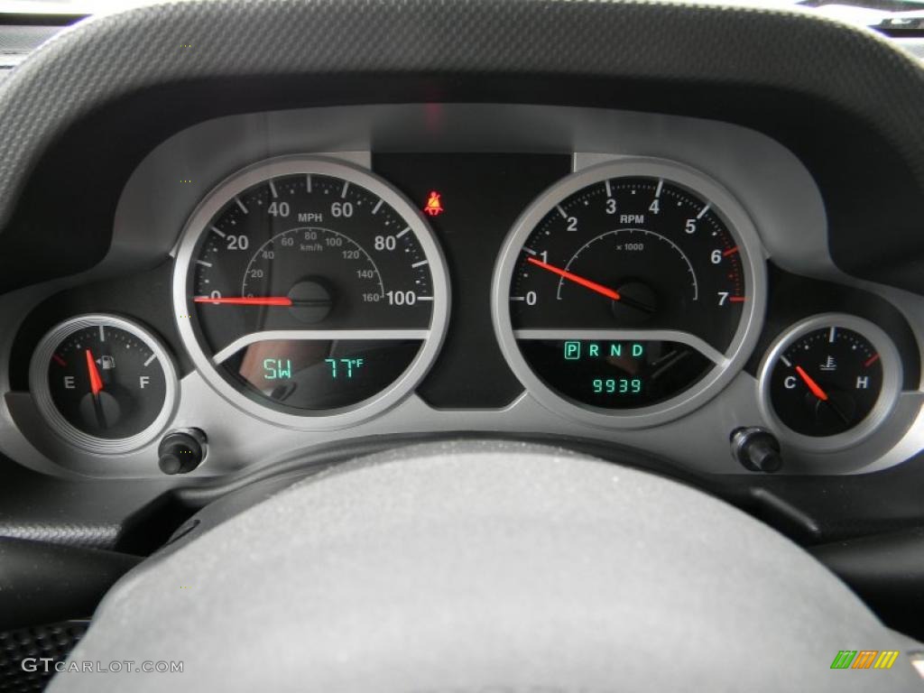 2010 Jeep Wrangler Unlimited Sahara 4x4 Gauges Photo #49563398