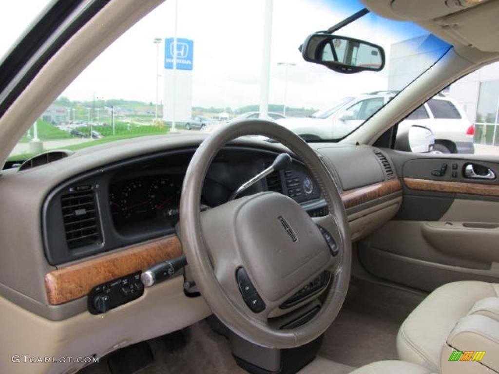 Medium Parchment Interior 2000 Lincoln Continental Standard Continental Model Photo #49569010