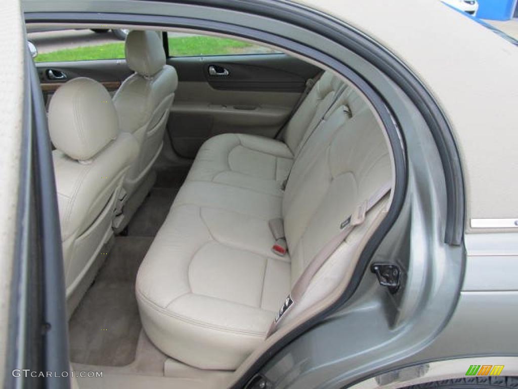 Medium Parchment Interior 2000 Lincoln Continental Standard Continental Model Photo #49569180