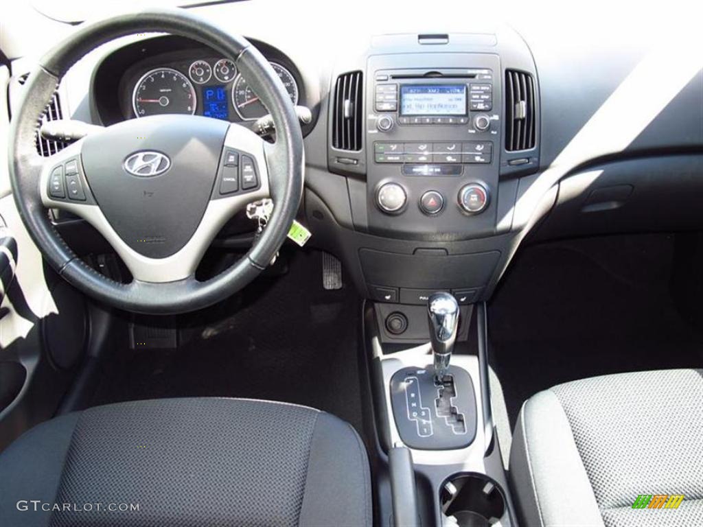 2009 Elantra Touring - Carbon Gray / Black photo #10