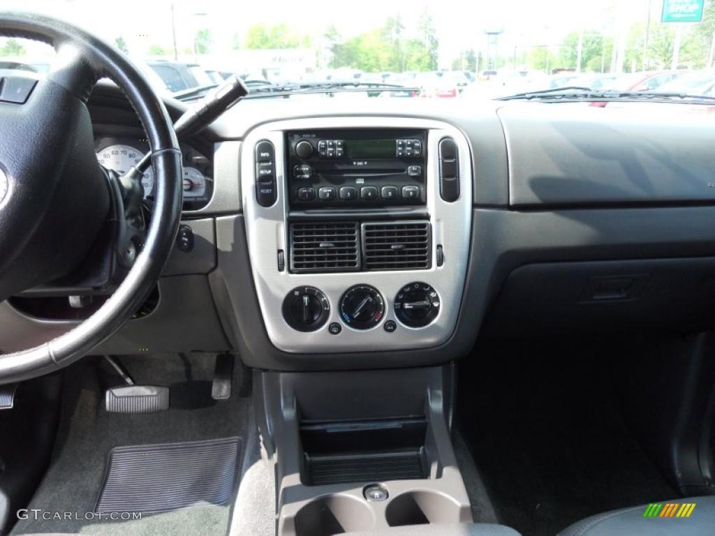 2005 Mountaineer V6 AWD - Silver Birch Metallic / Midnight Grey photo #17