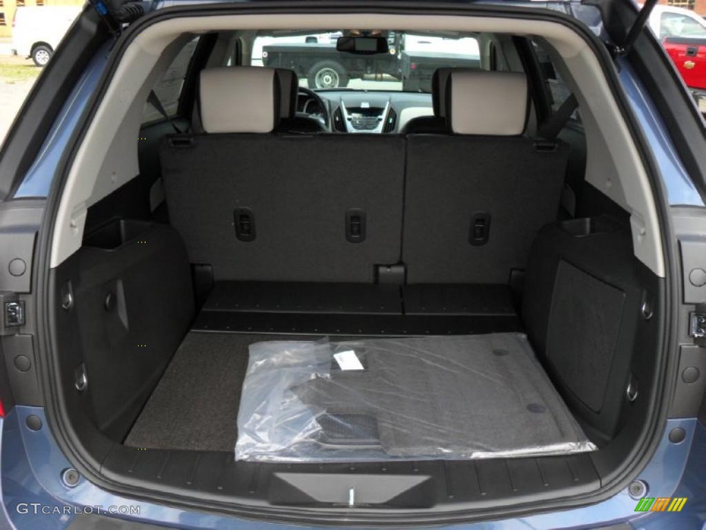 2011 Chevrolet Equinox LT Trunk Photo #49573416