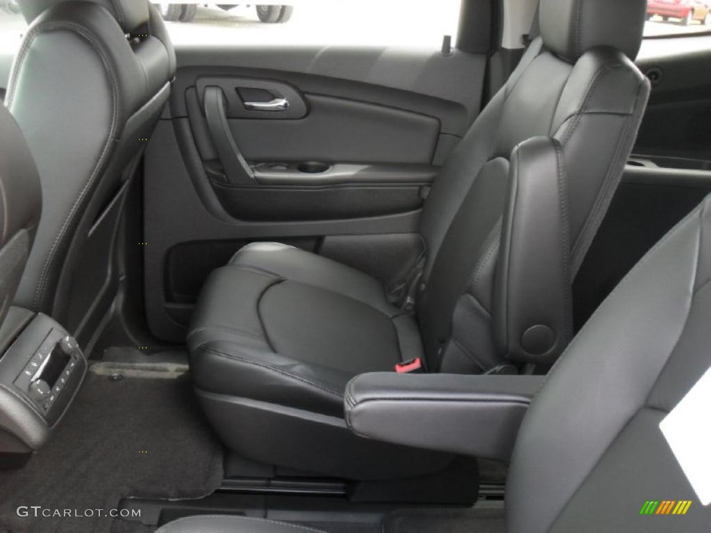 Ebony/Ebony Interior 2011 Chevrolet Traverse LT Photo #49574461