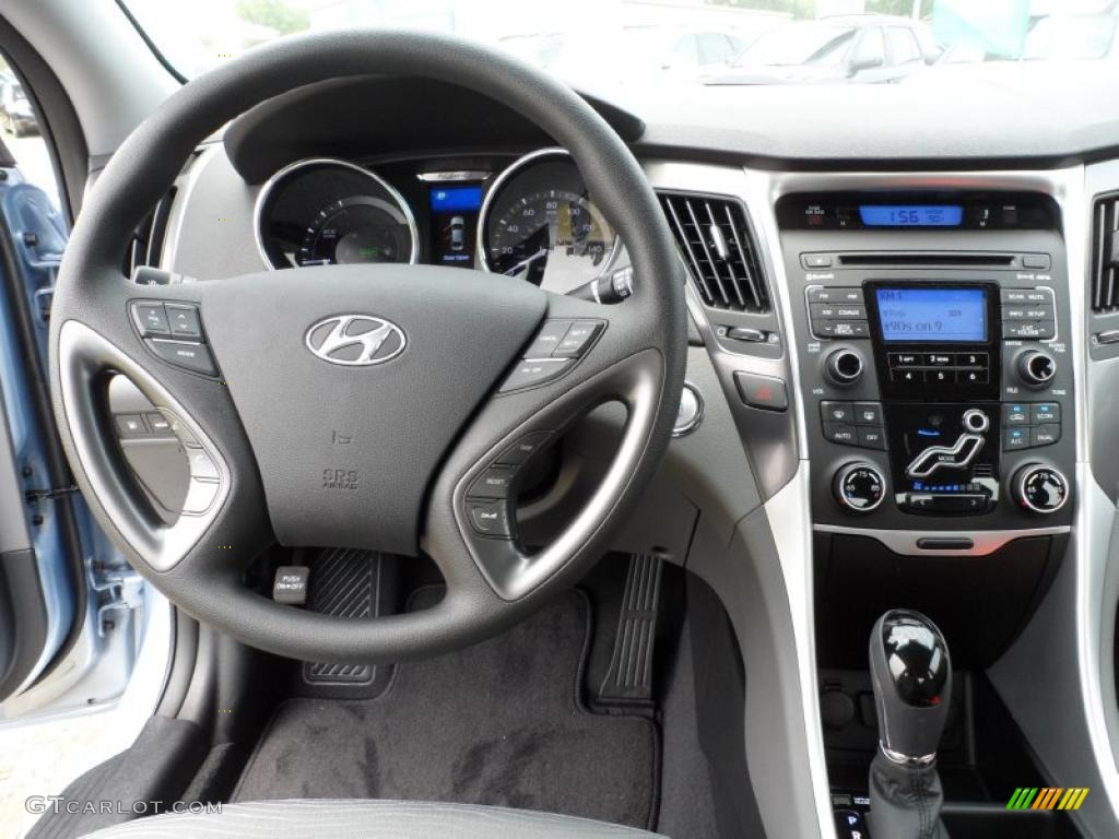 2011 Hyundai Sonata Hybrid Gray Dashboard Photo #49576282