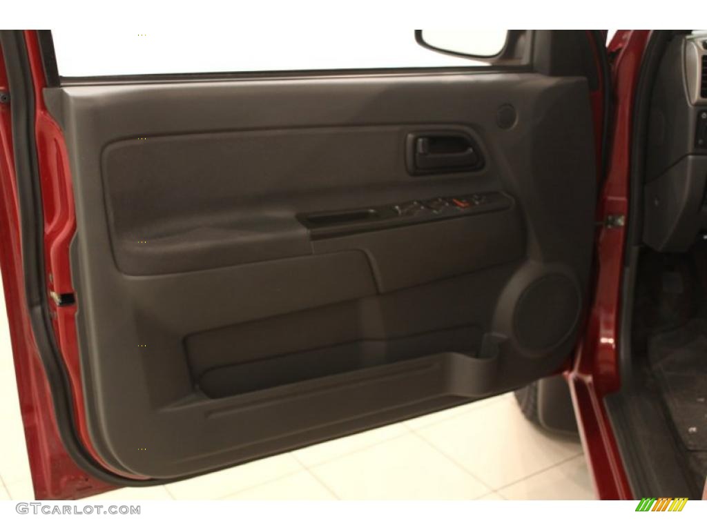 2006 Colorado Crew Cab - Cherry Red Metallic / Very Dark Pewter photo #5