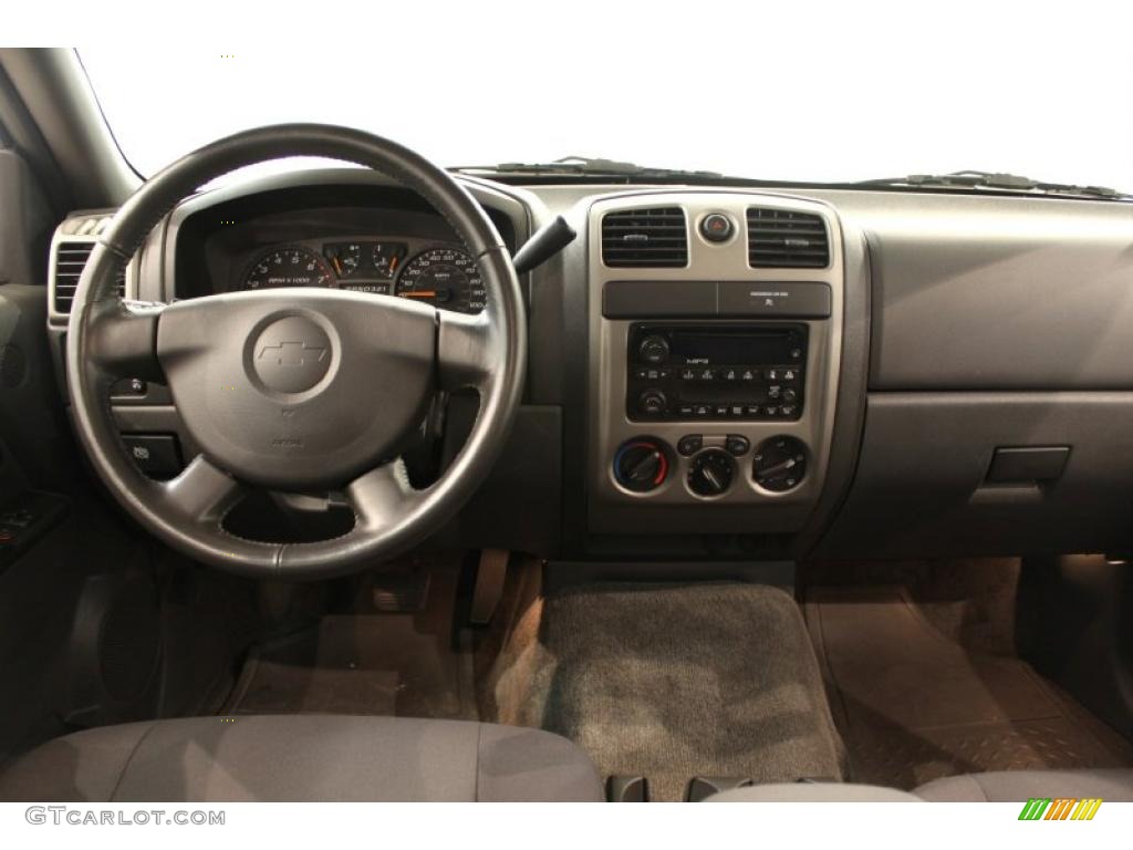 2006 Colorado Crew Cab - Cherry Red Metallic / Very Dark Pewter photo #12