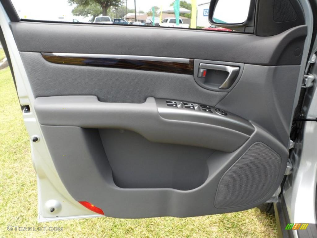 2011 Hyundai Santa Fe GLS Gray Door Panel Photo #49580362