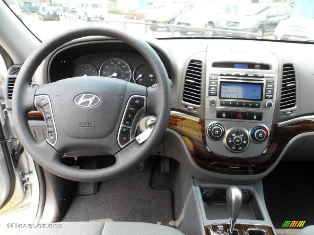 2011 Hyundai Santa Fe GLS Gray Dashboard Photo #49580422