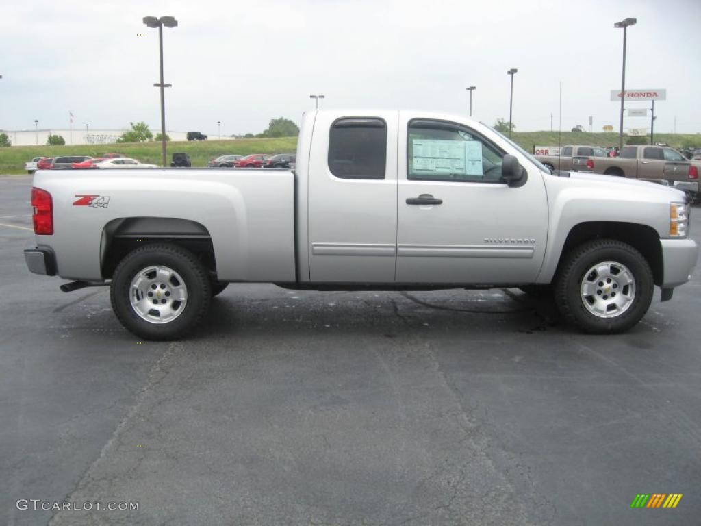 2011 Silverado 1500 LT Extended Cab 4x4 - Sheer Silver Metallic / Light Titanium/Ebony photo #4