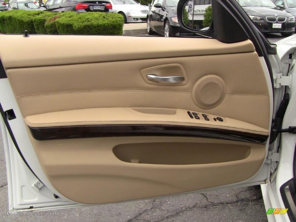 2011 BMW 3 Series 328i Sedan Beige Door Panel Photo #49582039