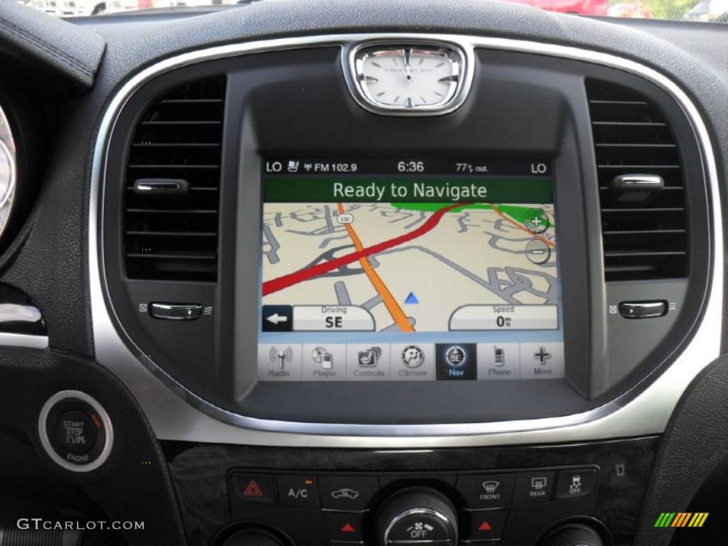 2011 Chrysler 300 C Hemi Navigation Photo #49583356