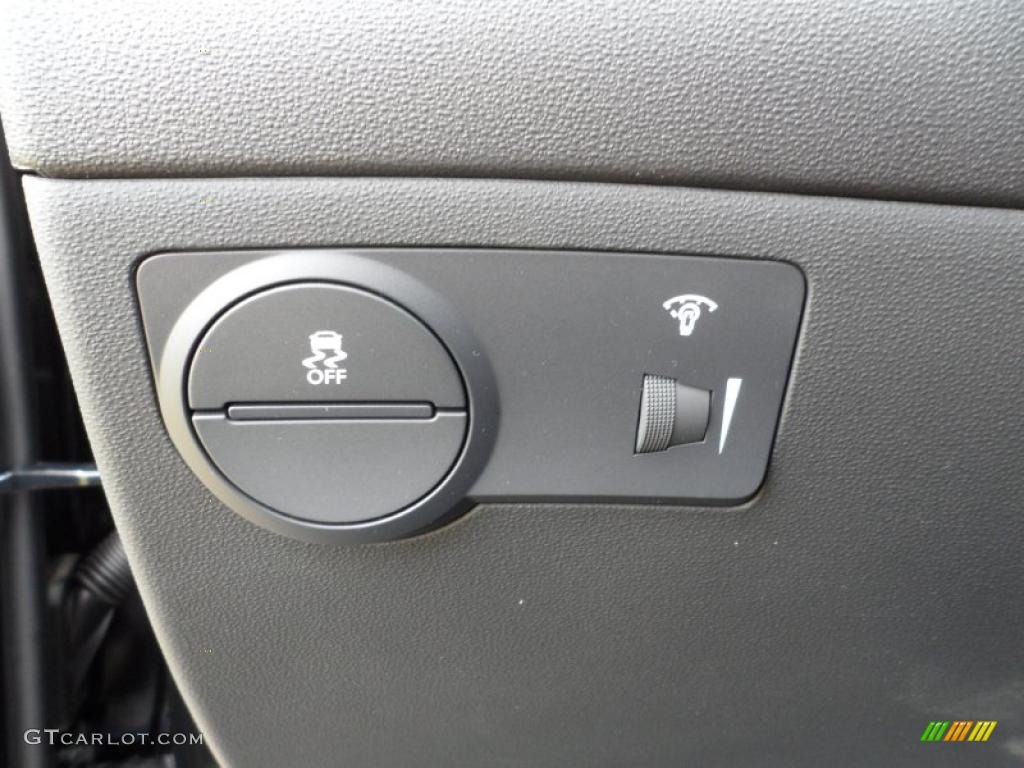 2011 Hyundai Genesis Coupe 3.8 Grand Touring Controls Photo #49585147