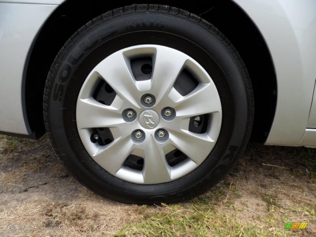 2011 Hyundai Elantra Touring GLS Wheel Photo #49585330