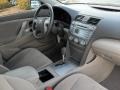 Aloe Green Metallic - Camry LE Photo No. 20