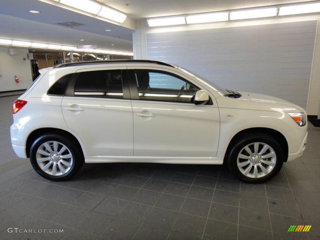 Diamond White Pearl 2011 Mitsubishi Outlander Sport SE 4WD Exterior Photo #49586236