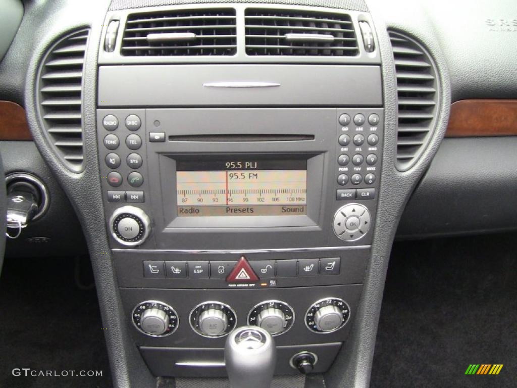 2009 Mercedes-Benz SLK 300 Roadster Controls Photo #49587736