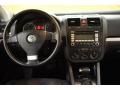 Black - Jetta SE Sedan Photo No. 5