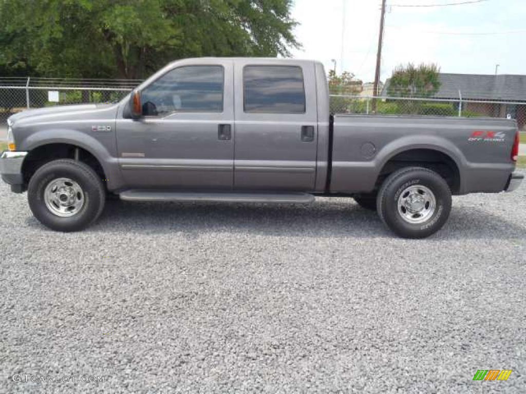 2003 F250 Super Duty Lariat Crew Cab 4x4 - Dark Shadow Grey Metallic / Medium Flint Grey photo #6