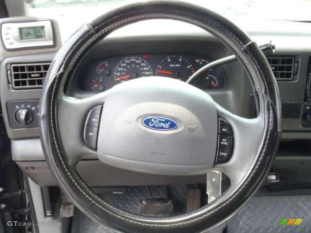 2003 F250 Super Duty Lariat Crew Cab 4x4 - Dark Shadow Grey Metallic / Medium Flint Grey photo #11