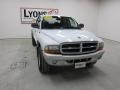 2004 Bright White Dodge Dakota SLT Quad Cab 4x4  photo #26