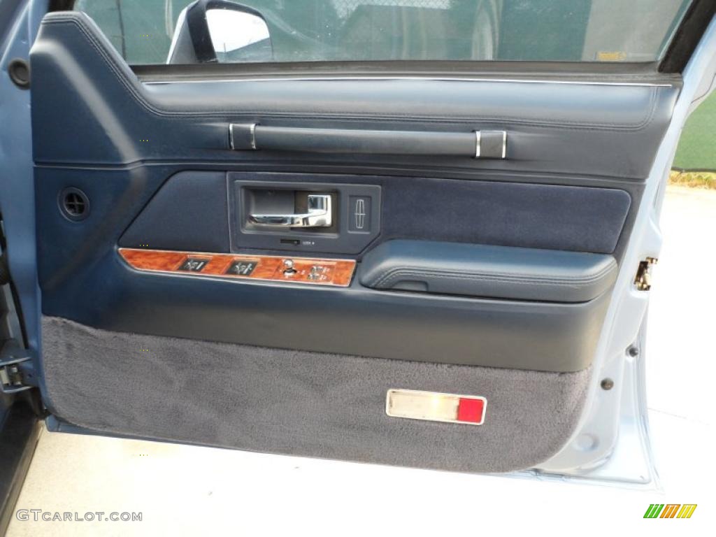 1994 Lincoln Town Car Signature Blue Door Panel Photo #49591486