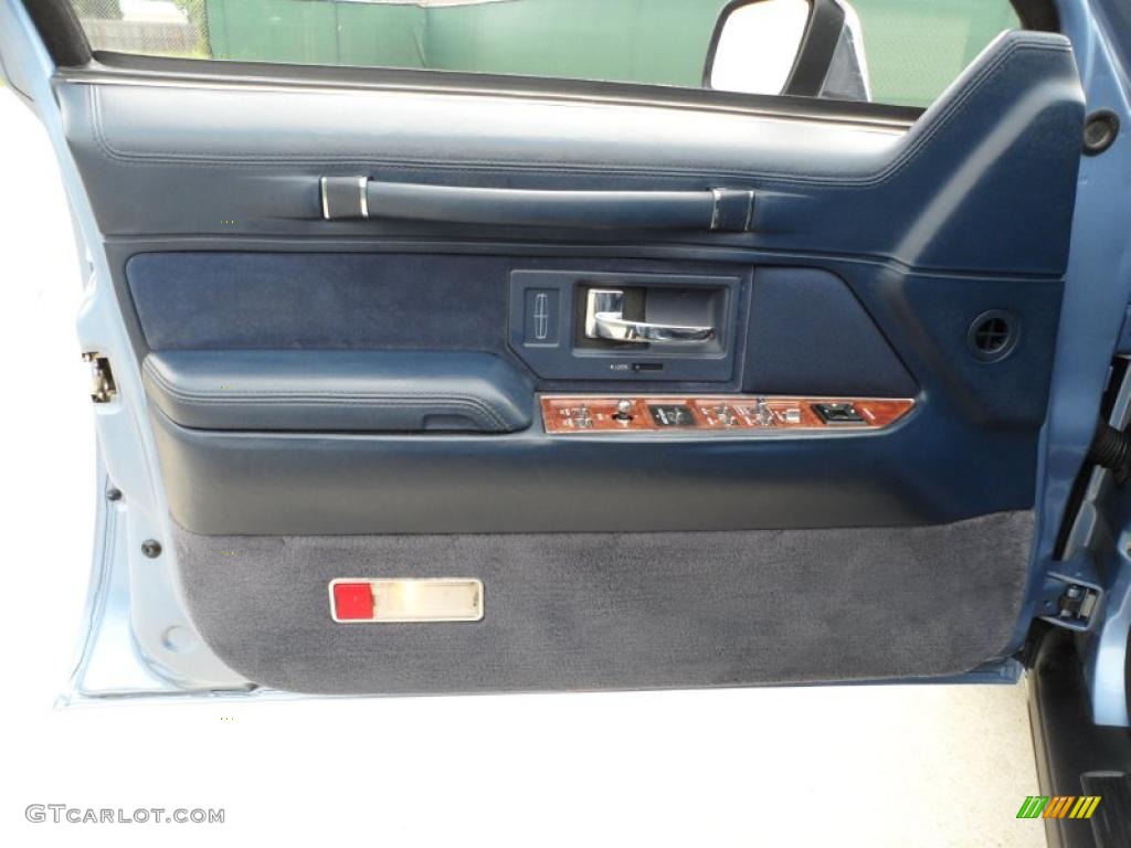 1994 Lincoln Town Car Signature Blue Door Panel Photo #49591606