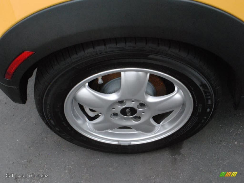 2008 Cooper Hardtop - Mellow Yellow / Punch Carbon Black photo #6