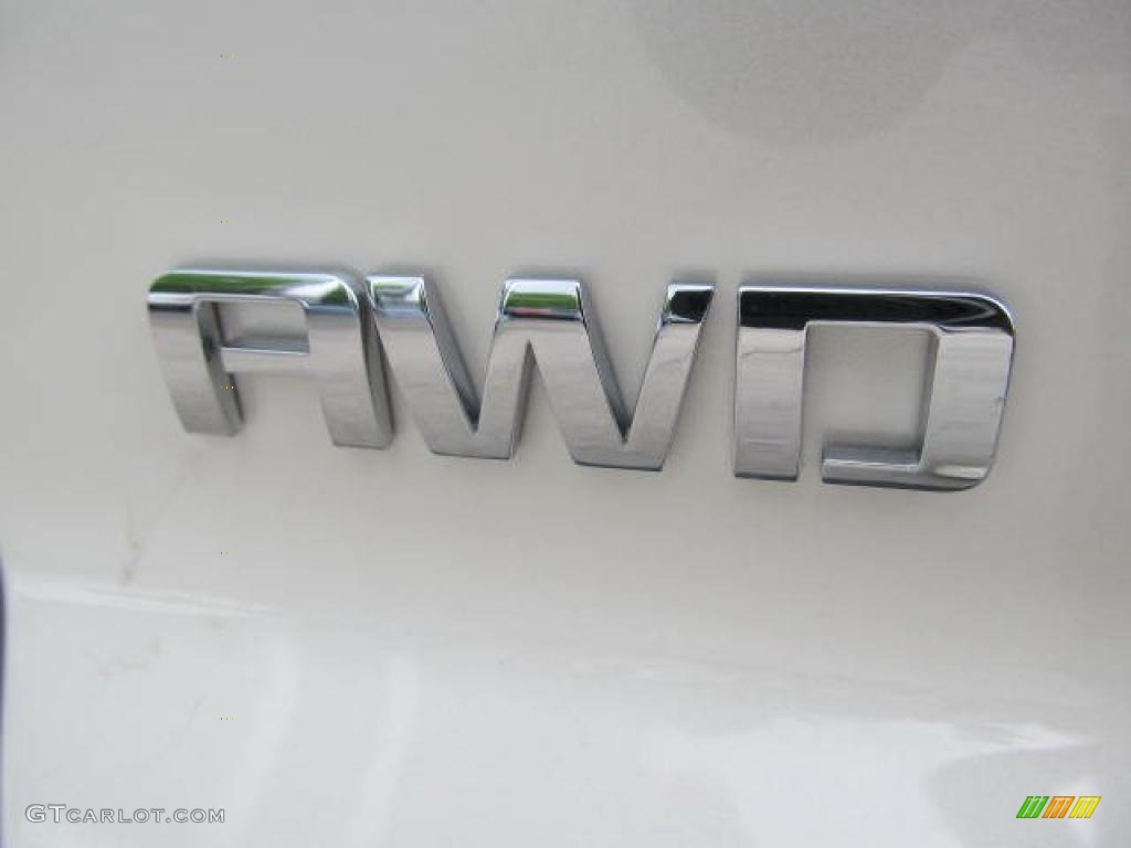 2011 Chevrolet Traverse LT AWD Marks and Logos Photo #49592362