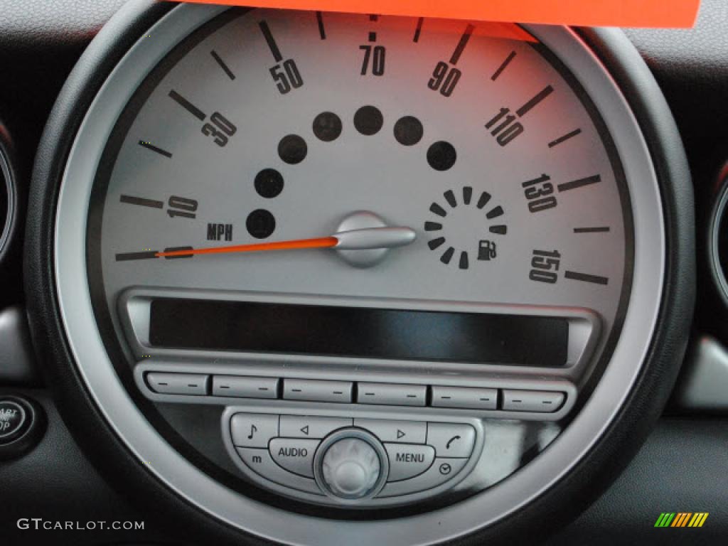 2008 Cooper Hardtop - Mellow Yellow / Punch Carbon Black photo #21