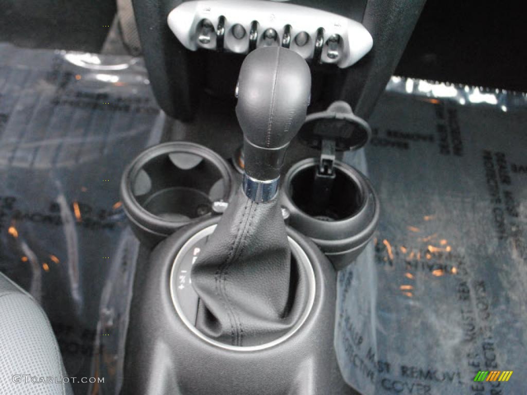 2008 Cooper Hardtop - Mellow Yellow / Punch Carbon Black photo #23