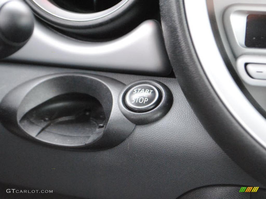 2008 Cooper Hardtop - Mellow Yellow / Punch Carbon Black photo #25