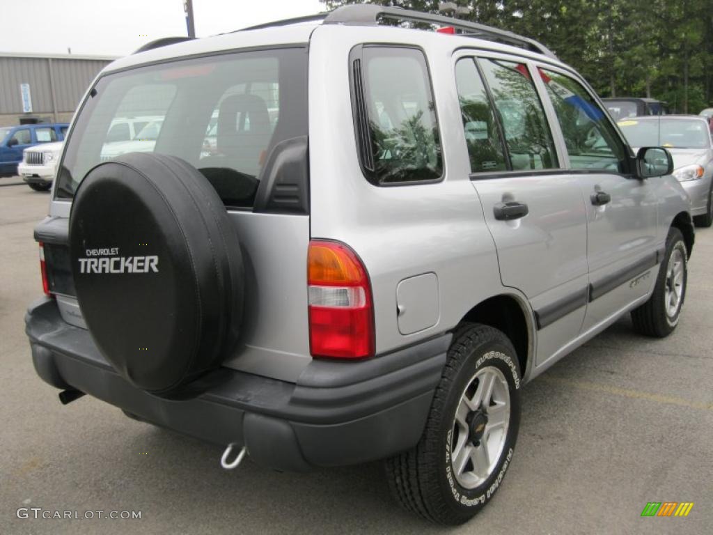 Silver Metallic 2002 Chevrolet Tracker 4WD Hard Top Exterior Photo #49594873