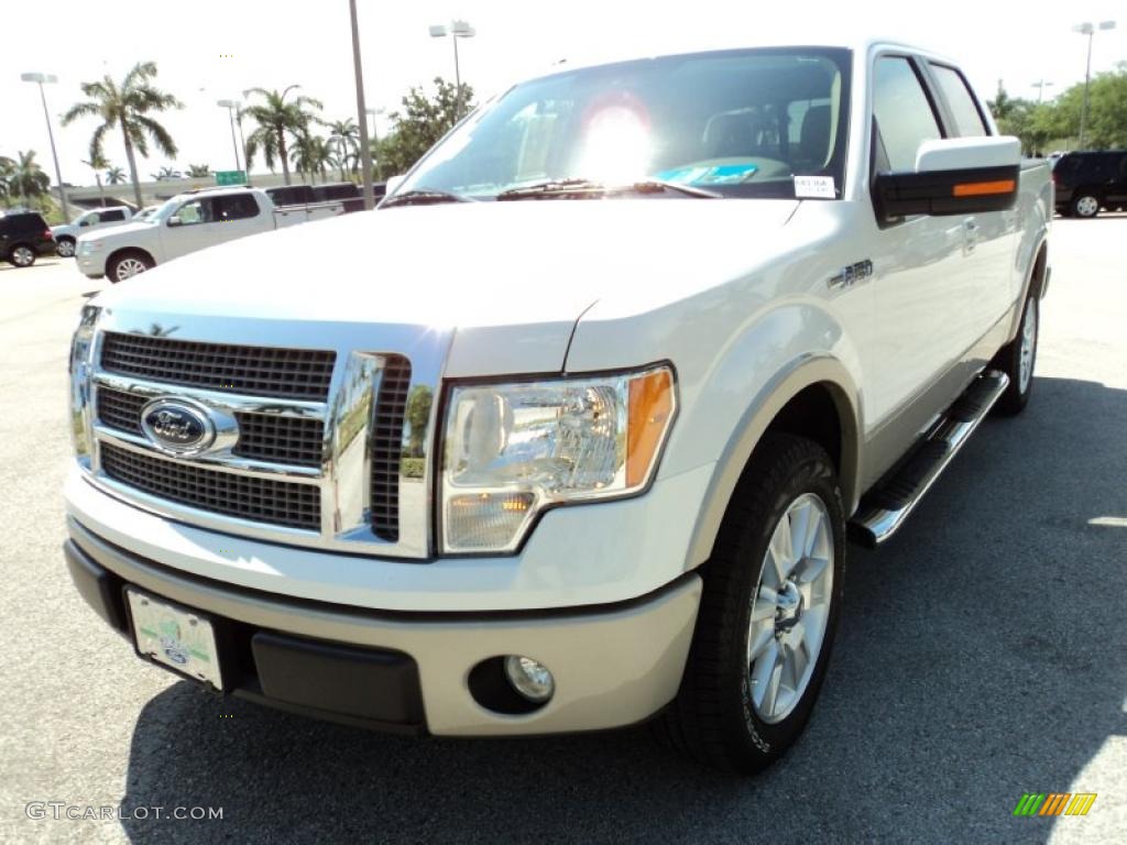 2010 F150 Lariat SuperCrew - White Platinum Metallic Tri Coat / Tan photo #15